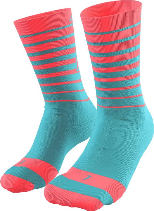 1841 Hot Coral