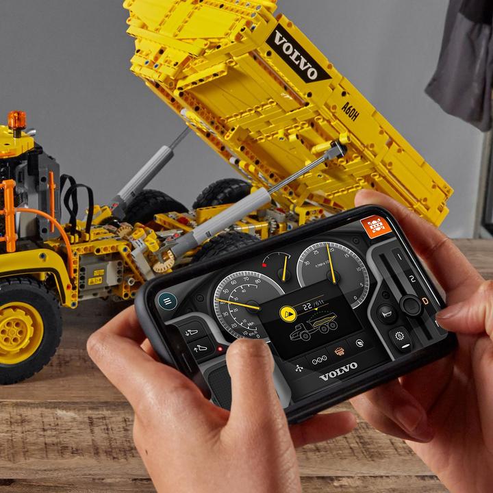 Immagine prodotto LEGO Dumper articolato Volvo (6x6) (42114, LEGO Technic)
