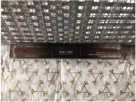 Actual product image Huda Beauty Matte & Metallic Melted Shadows Cinnamon Toast & Hella Honey (Cinnamon Toast & Hella Honey)