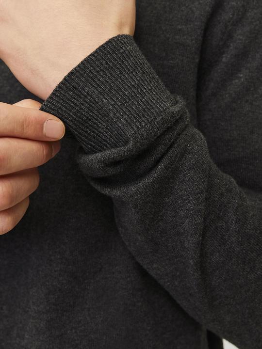 Actual product image Jack & Jones Pullover Strickpullover mit V-Ausschnitt JJEEMIL KNIT V-NECK - 5060 (M)