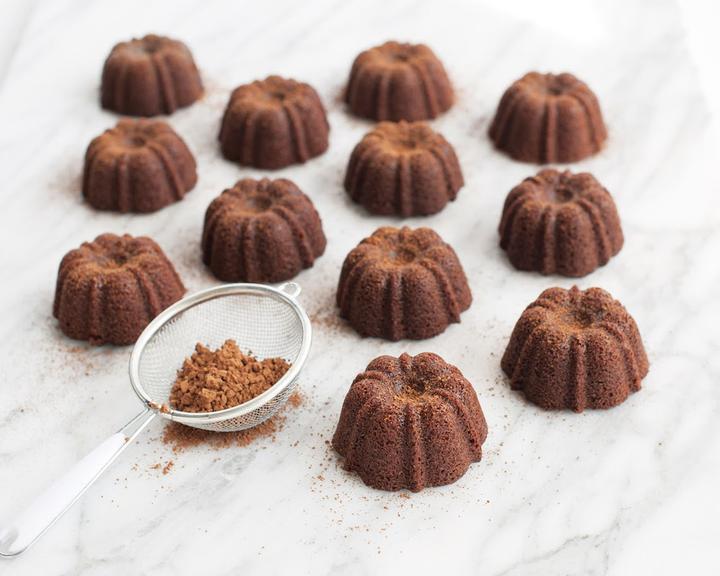 Produktbild Nordic Ware Pro Cast Bundt Browniepfanne