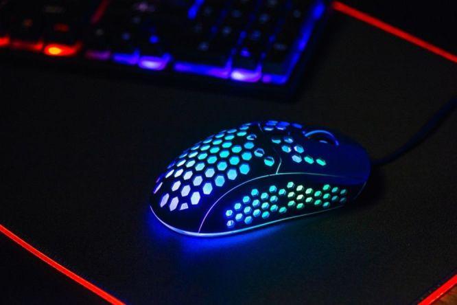 Actual product image Art optical mouse for gamers 6400DPI USB RGB AM-99 ultra light (Cable)