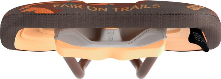 Actual product image Sqlab Saddle 611 Ergowave active 2.1. ltd. - Fair on Trails
