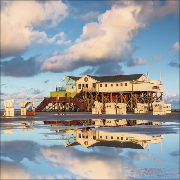 Actual product image Meerblicke - Nord- und Ostsee 2026 (30 x 30 cm, Hardcover, French, English)
