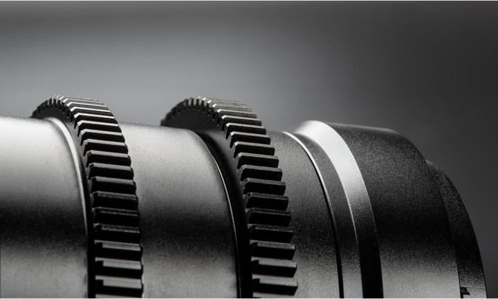 Image du produit Viltrox E-20mm T2.0 S Full Frame, Manual focus Cine lens for Sony E mount, 20mm/T2.0 (Sony E, APS-C / DX)