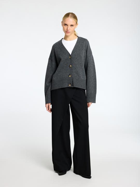 Produktbild Selected Femme V-Ausschnitt Strickjacke (XS)