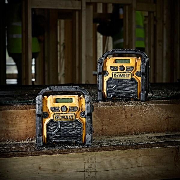 Productafbeelding DeWalt DCR020 (FM, DAB+)
