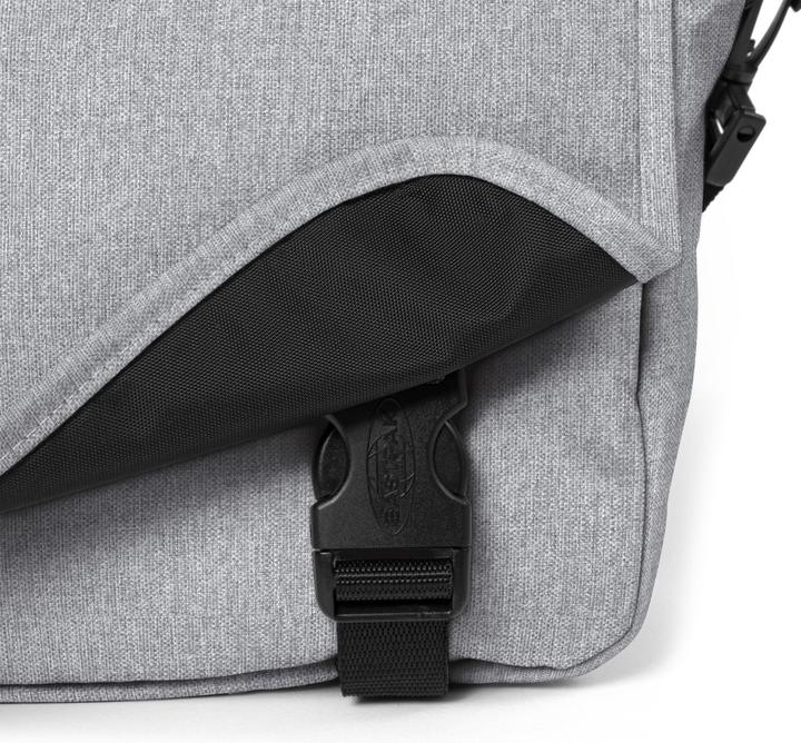 Actual product image Eastpak Jr