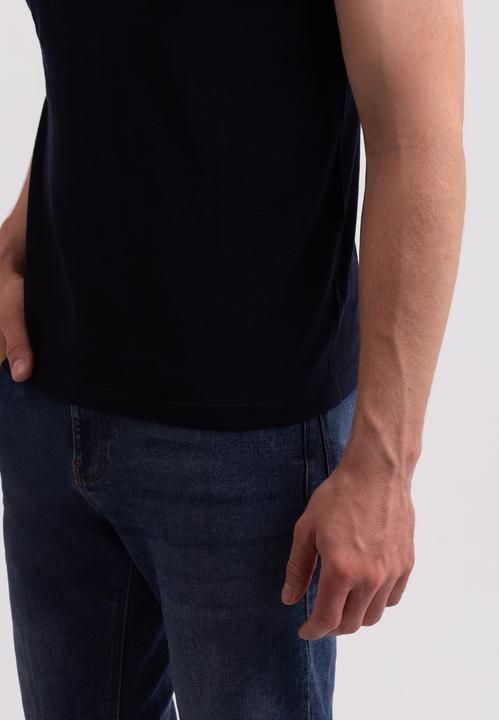 Actual product image Cash-Mere Kaschmir T-Shirt mit V-Ausschnitt (S)