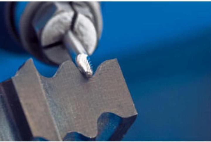 Produktbild Pferd Hartmetallfrässtift rundbogenförmig 6x13 mm Schaft ø 3 mm Zahnung 3 PLUS für universellse
