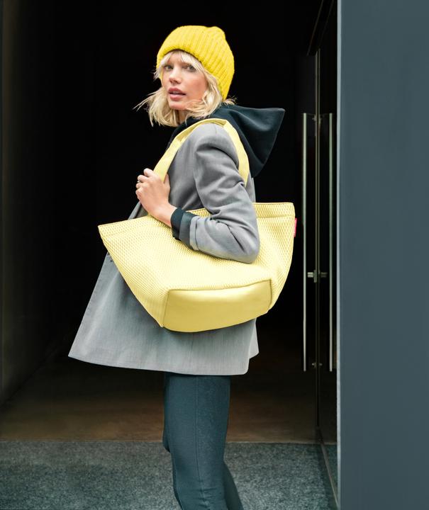Actual product image reisenthel Tasche Shopper M Mesh Lemon