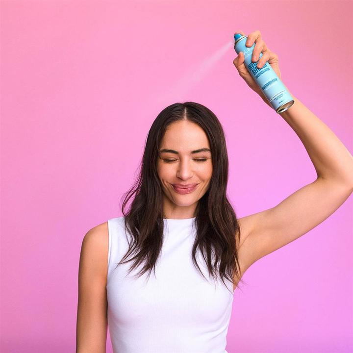 Produktbild Invisibobble Hair Styling Trockenshampoo Refresh Dry Spray 200 ml (200 ml, Trockenshampoo)
