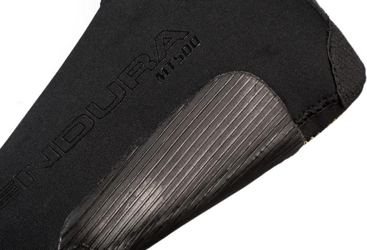 Actual product image Endura MT500 overshoe (S)