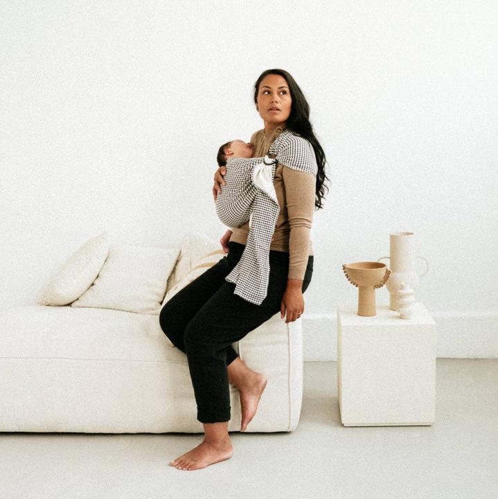 Actual product image Studio Romeo Ring Sling Baby Carrier - Moss
