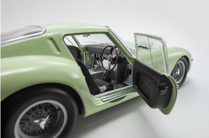 Image du produit Kyosho Ferrari 250 GTO Goodwood Tourist Trophy 1:18