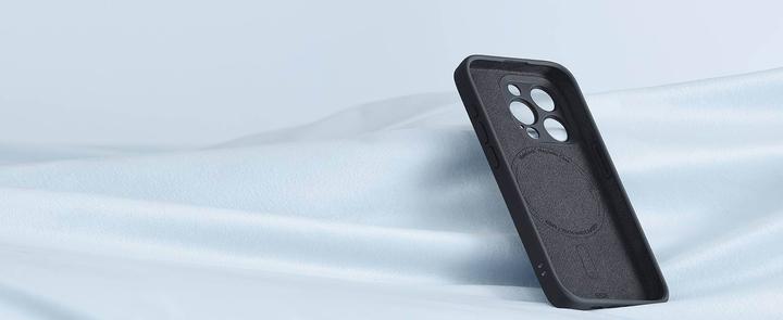 Actual product image ESR Cloud Soft HaloLock Case (Apple iPhone 15 Pro Max)