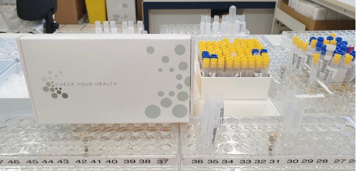 Produktbild Check Your Health Test Kit Hormone Menstruation
