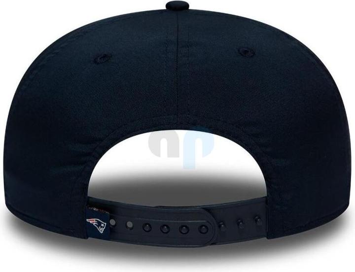 Actual product image New Era NFL - New England Patriots - Established Number 9Fifty Stretch Snapback Cap Red SM (54, 55, 56, 57)
