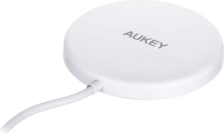Actual product image Aukey Aircore Magnetic Charger (15 W)