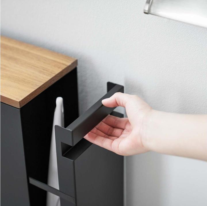 Productafbeelding Yamazaki Uittrekplank met houten plank TOWER (140 x 56 x 55 cm)