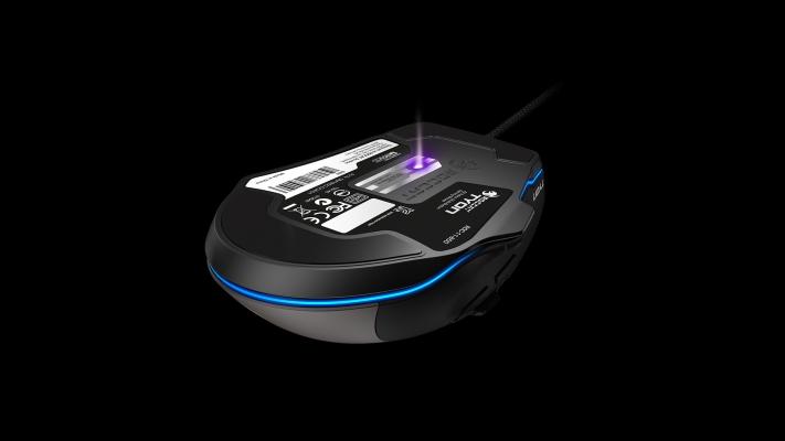 Produktbild Roccat Tyon (Kabelgebunden)