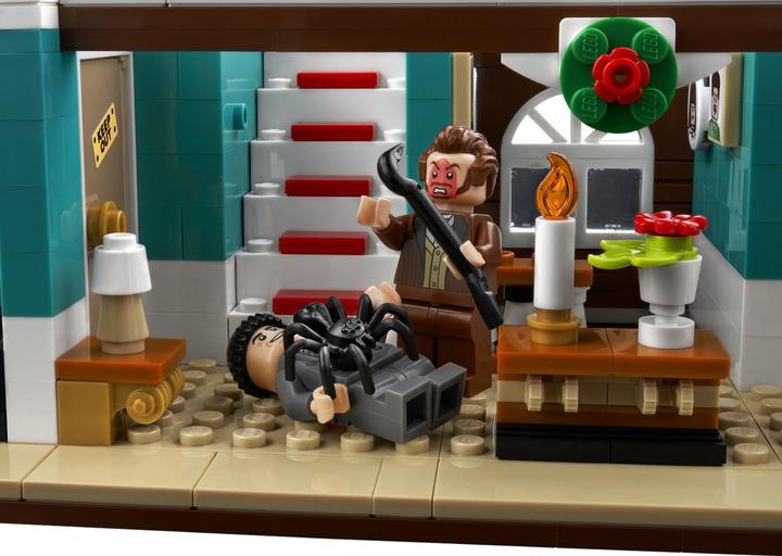 Image du produit LEGO Home Alone (21330, LEGO Ideas, LEGO difficiles à trouver)