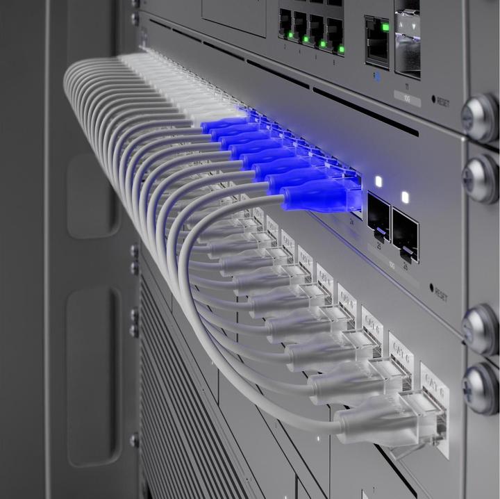 Actual product image Ubiquiti USW-PRO-MAX-24 (26 Ports)