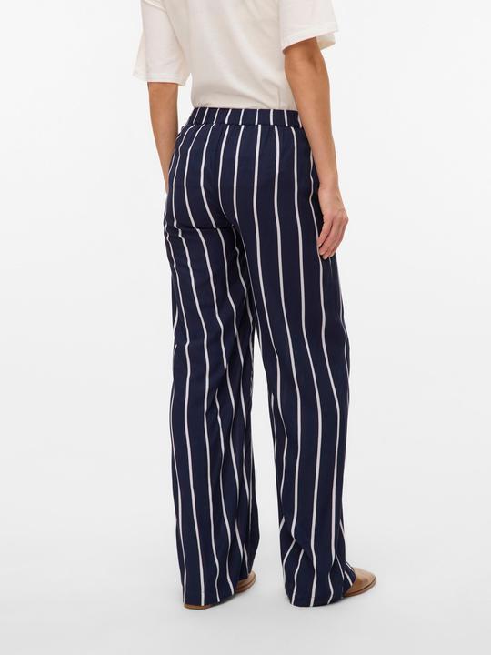 Actual product image Mamalicious Normal geschnitten Mid Rise Hose Hose mit weitem Beinschnitt (M)