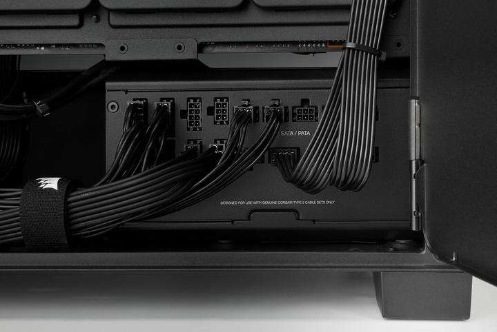 Produktbild Corsair RM1200x SHIFT 80 PLUS Gold (1200 W)