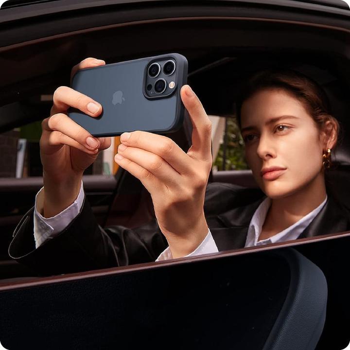 Produktbild Tech-Protect MagMat Case for Nothing Phone 3A Pro - Clear/Black (Nothing Phone (3a) Pro)