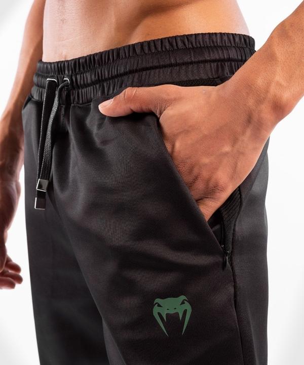 Produktbild UFC | Venum Authentic Fight Week Herrenhose (S)
