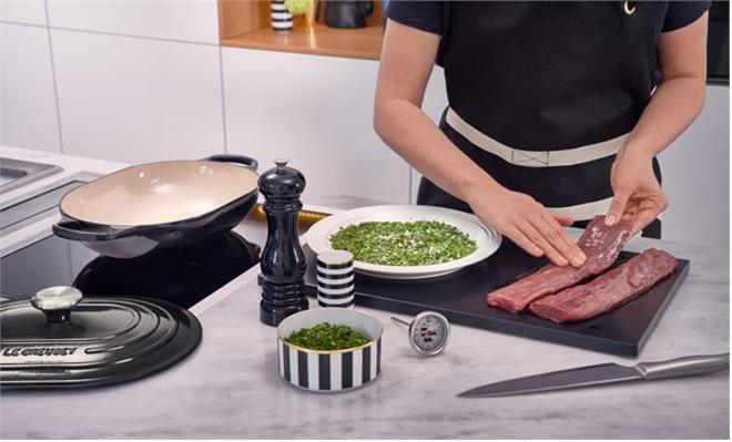 Productafbeelding Le Creuset Langwerpige Handtekening 31cm, ovaal