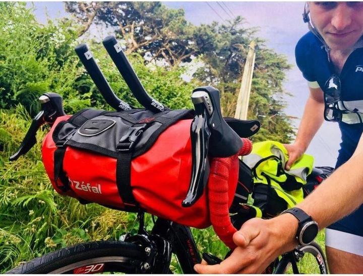 Actual product image Zefal Z-Adventure F10 bicycle bag 10l (10 l, Handlebar bag)