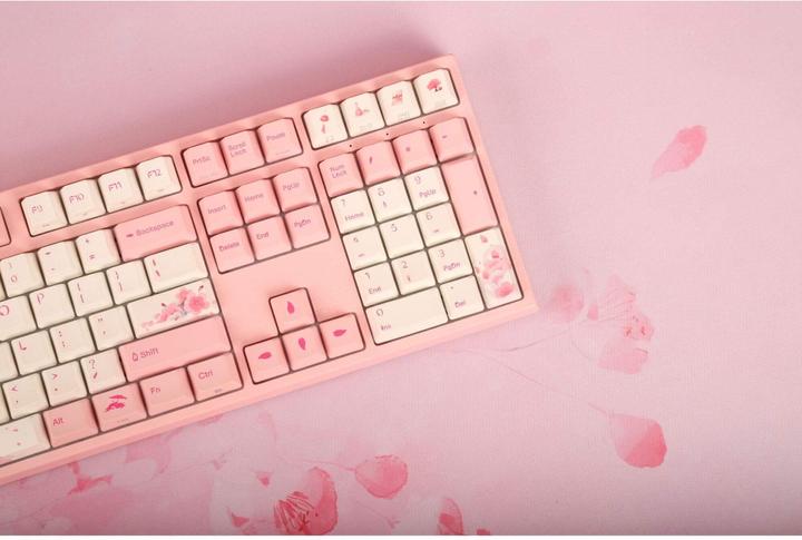 Actual product image Varmilo Sakura R2 (XXL)