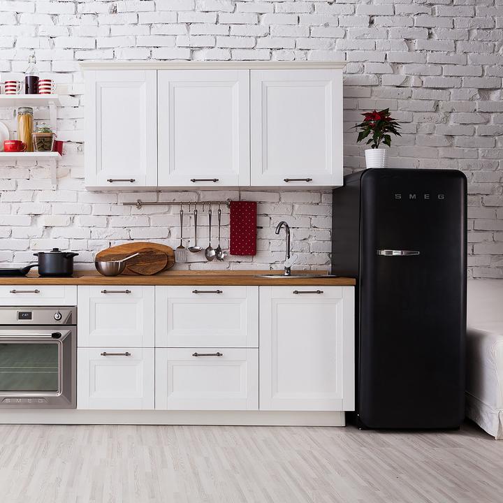 Actual product image Smeg Retro Style FAB28RBL5 (270 l)