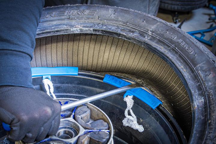 Produktbild BGS Reifen-Montiereisen- und Kantenschutz-Satz | für Motorräder | 13-tlg.