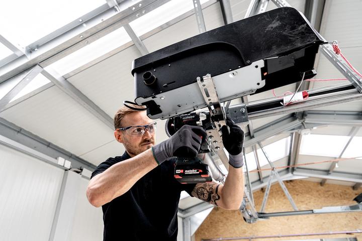 Actual product image Metabo Cordless drill and screwdriver (Rechargeable battery operated)