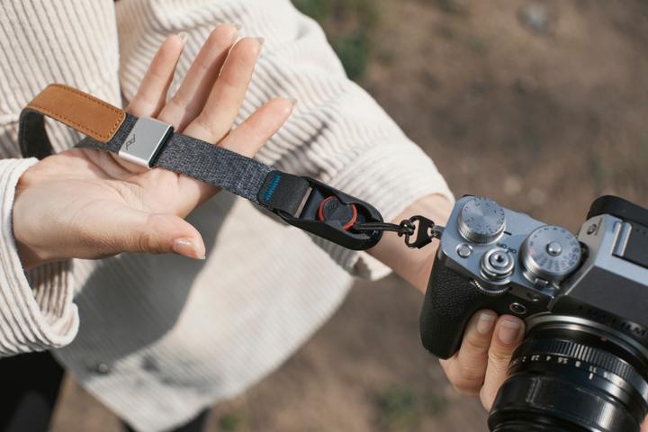 Actual product image Peak Design Cuff (Wrist strap)