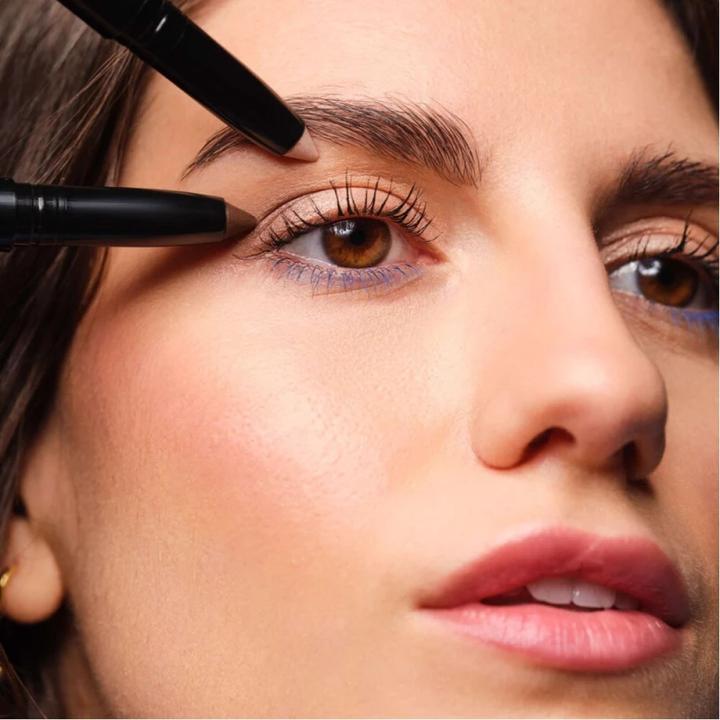Actual product image Artdeco High Performance Eyeshadow Stylo 267.18 (mat brown)
