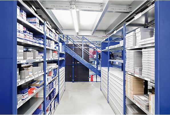 Produktbild eurokraft pro Lager-Steckregal, Regalständer blau, HxB 2000x1300, Boden verzinkt, GR, T 300