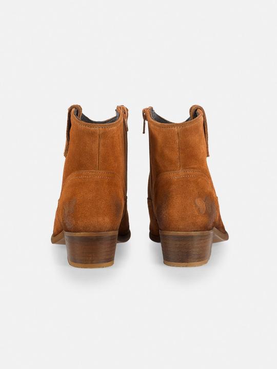 Actual product image Felmini The wide cowboy ankle boot made from Marvin leather is a trendy and comfortable choice. This wide (39)