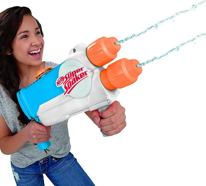 Actual product image Nerf Super Soaker Barracuda (Tank Integrated)