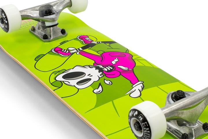 Actual product image Enuff Skully (31.50")