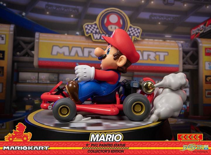 Produktbild First 4 Figures Mario Kart