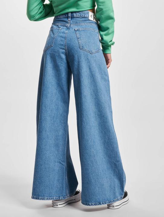 Actual product image Calvin Klein Jeans Low Rise Loose Jeans - 89743 (W28/L30)