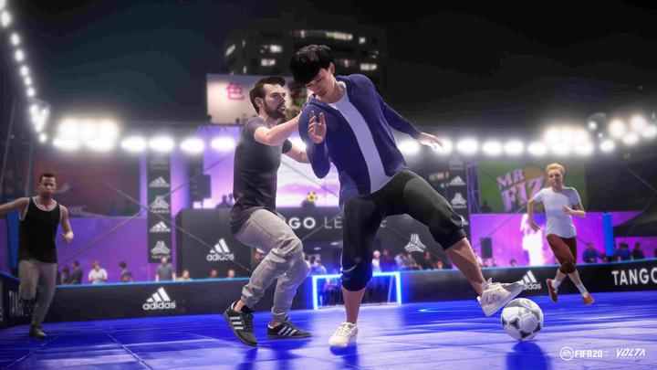 Immagine prodotto EA Games FIFA 20 (Xbox One X, Xbox Series X, EN, IT)