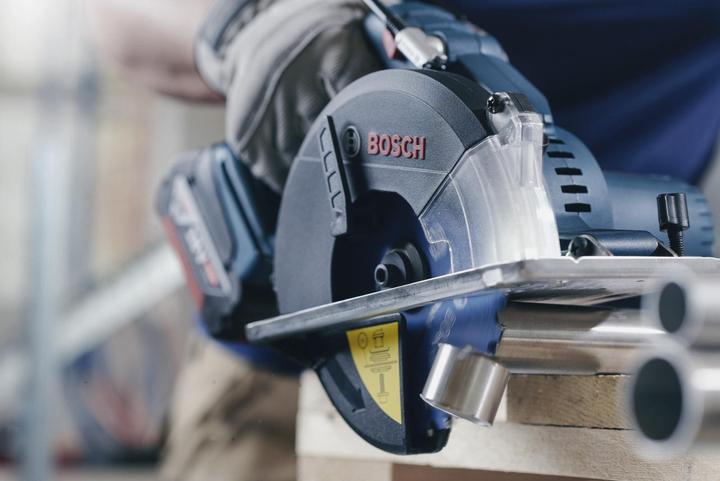 Produktbild Bosch Professional Zubehör Akku-Kreissägeblatt Expert for Stainless Steel, 140 x 1,5/1,2 x 20, 30 Zähne