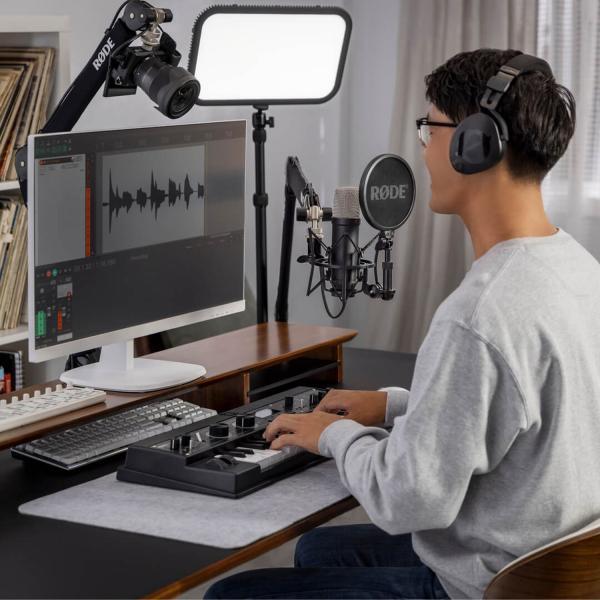 Produktbild RØDE NT1 Signature Black Mikrofon mit Popschutz