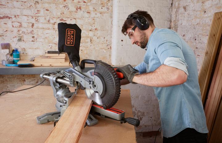 Produktbild Black & Decker BLACK&DECKER BES700-QS