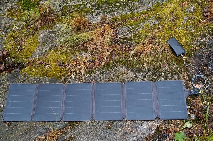 Produktbild Aqiila Sunbird P56 - Foldable solar panel (56 W, 1.34 kg)